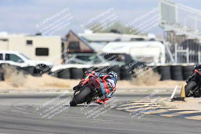 media/Nov-16-2025-Race Pace (Sun) [[8c5fa54630]]/Non Verified Riders (1st 20 Minutes)/4-Turn 16 (1116am)/